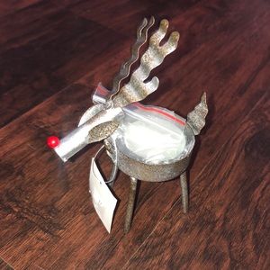 Very cute deer Christmas decor